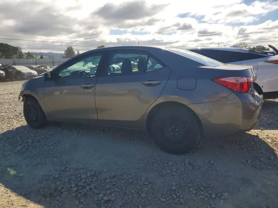 2018 TOYOTA COROLLA LE  