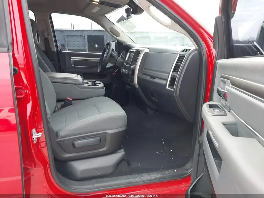 2015 RAM 1500 SLT