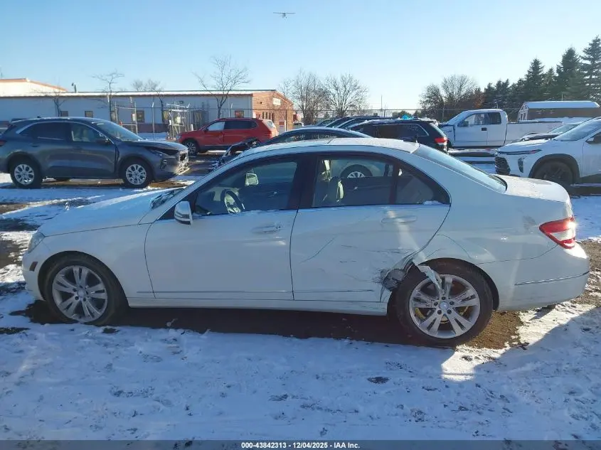 2010 MERCEDES-BENZ C 300 LUXURY 4MATIC/SPORT 4MATIC