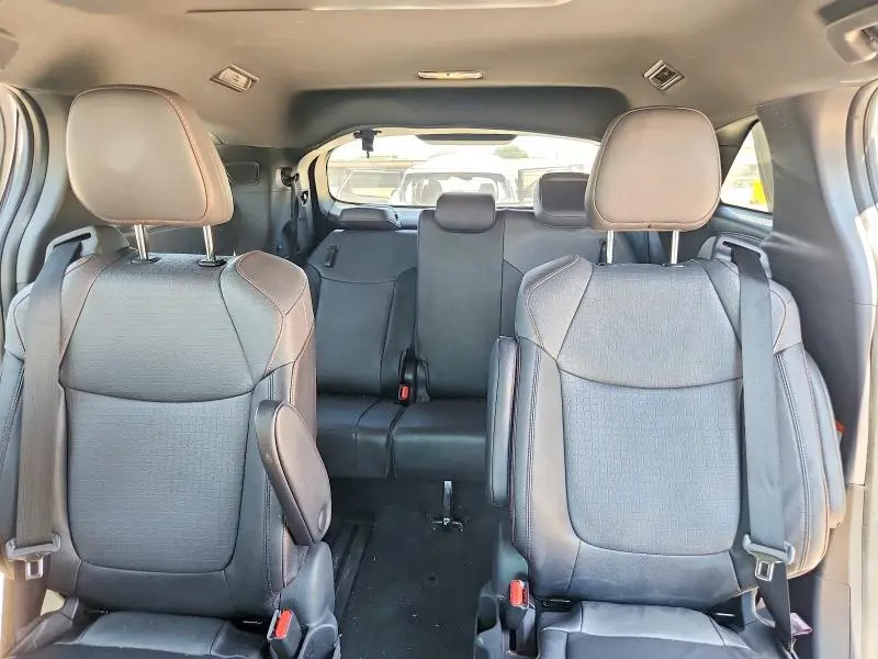 2023 TOYOTA SIENNA XSE 7-PASSENGER  