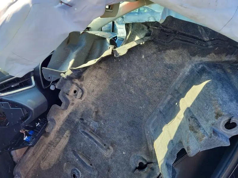 2020 TOYOTA COROLLA XLE  