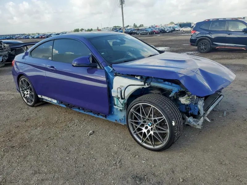 2017 BMW M4   