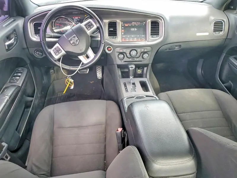 2012 DODGE CHARGER R  
