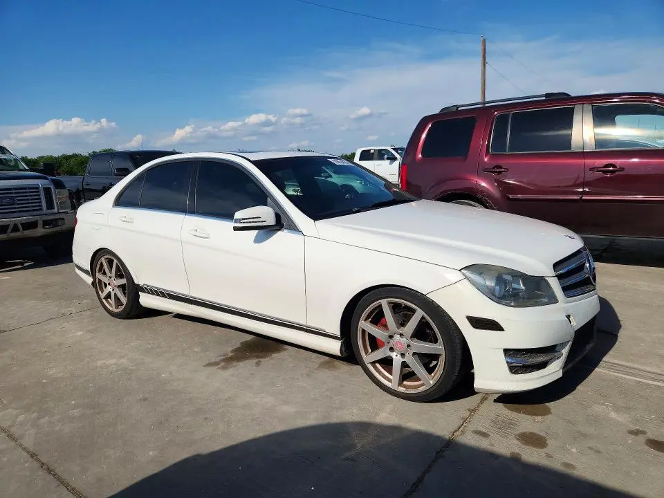 2014 MERCEDES-BENZ C 250  