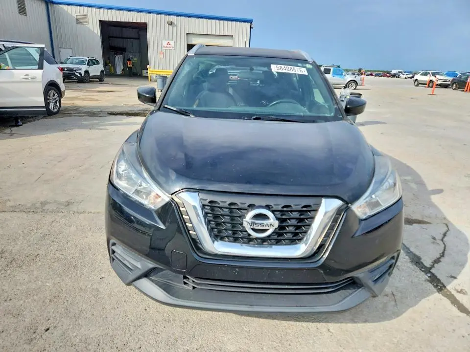 2019 NISSAN KICKS SV  