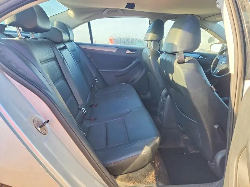 2013 VOLKSWAGEN JETTA TDI  