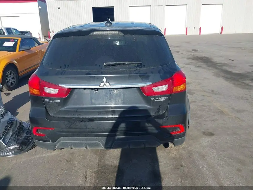 2018 MITSUBISHI OUTLANDER SPORT 2.0 ES