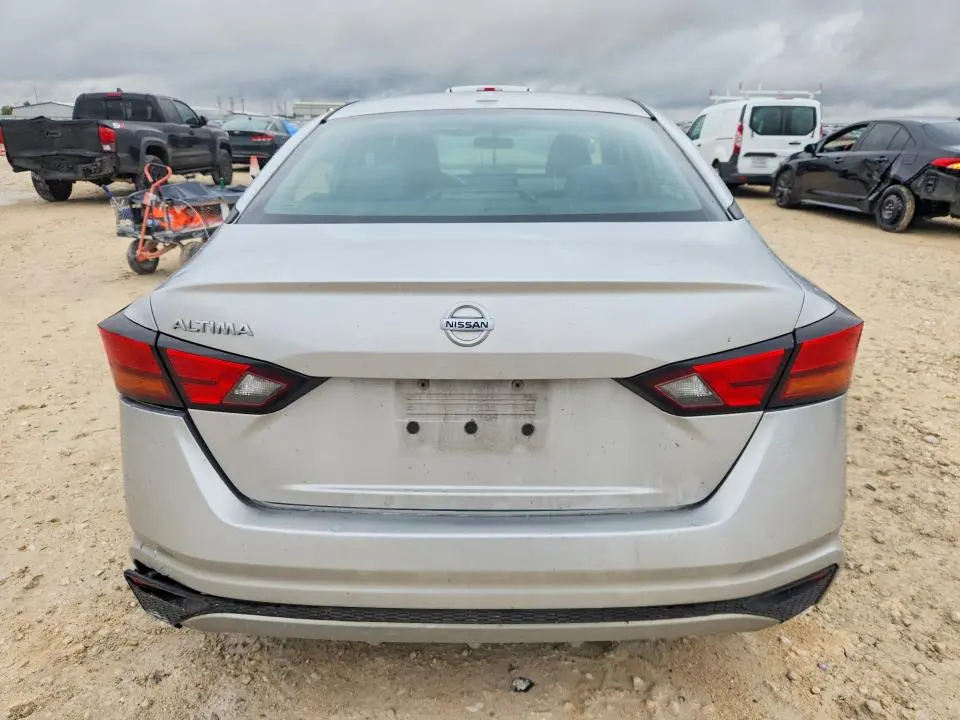 2019 NISSAN ALTIMA S  