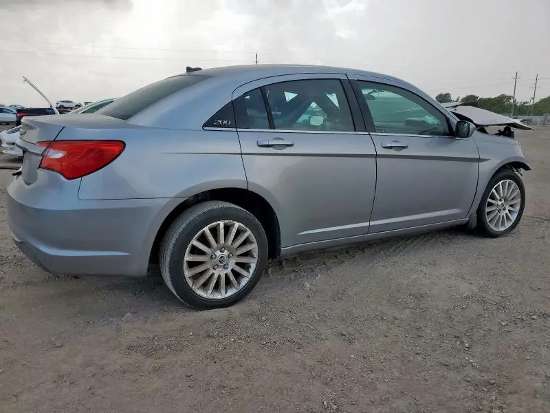 2014 CHRYSLER 200 LX  