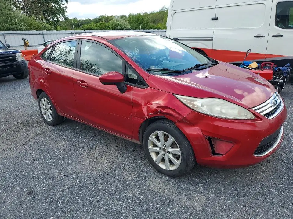 2011 FORD FIESTA SE  