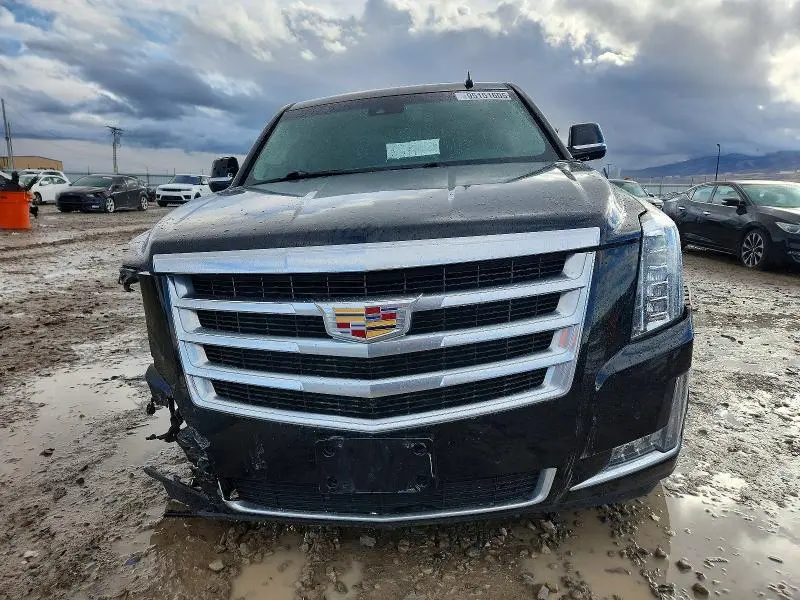 2016 CADILLAC ESCALADE ESV LUXURY  