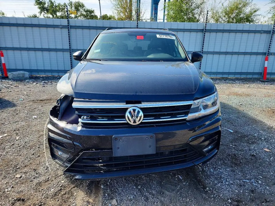 2021 VOLKSWAGEN TIGUAN SE  