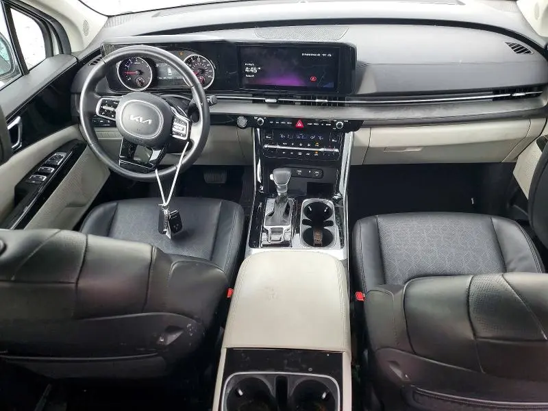 2024 KIA CARNIVAL EX  