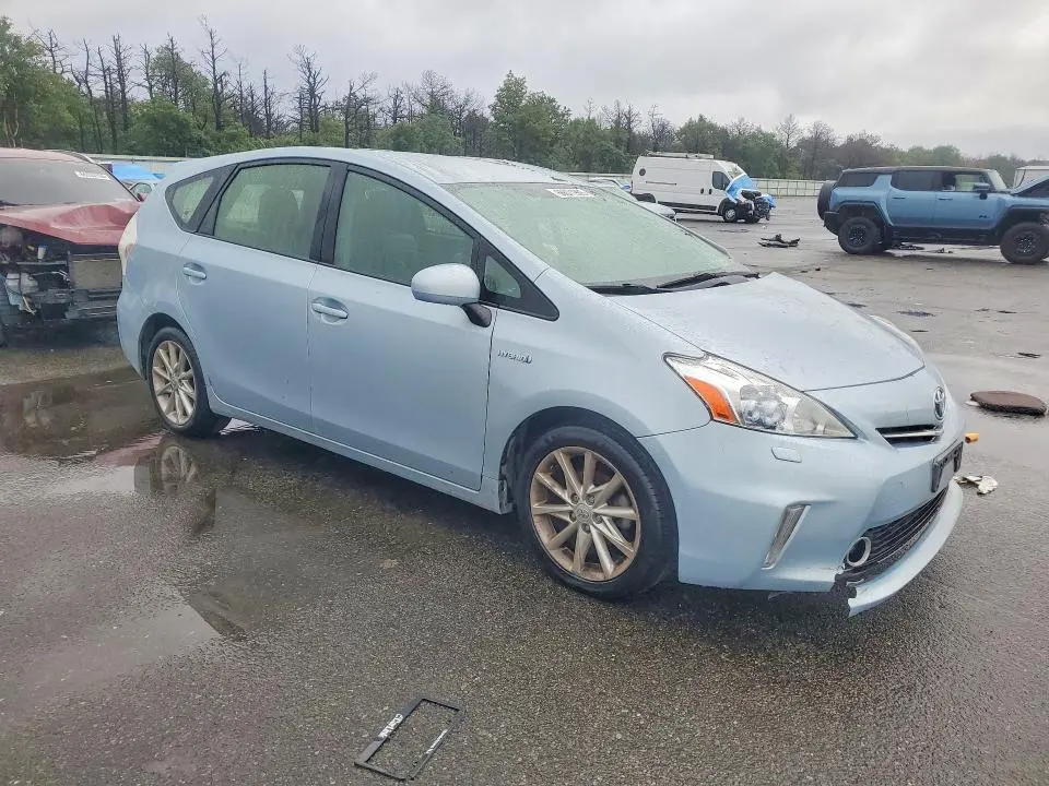 2012 TOYOTA PRIUS V FIVE  