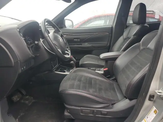 2020 MITSUBISHI OUTLANDER SE  