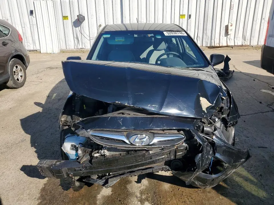 2012 HYUNDAI ACCENT GLS  