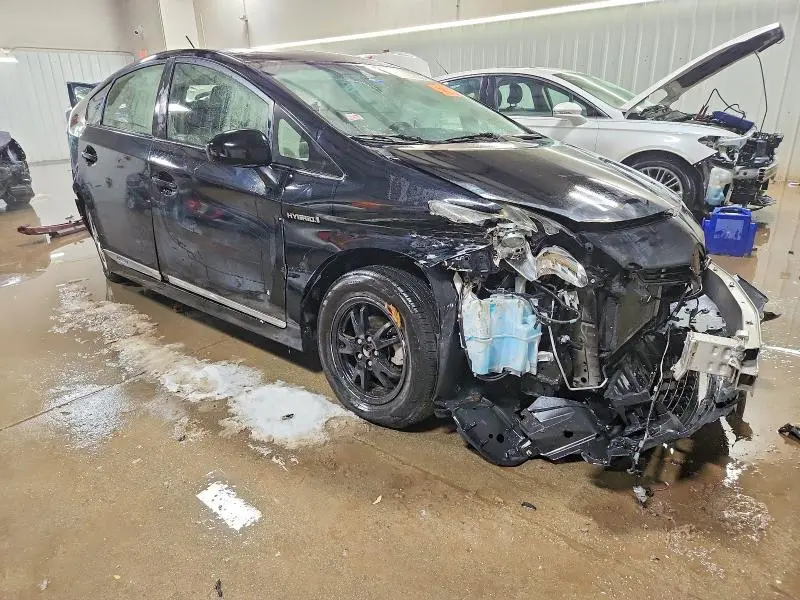 2015 TOYOTA PRIUS FOUR  