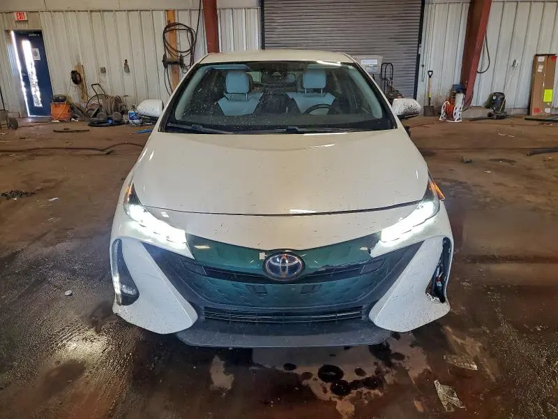 2017 TOYOTA PRIUS PRIME   