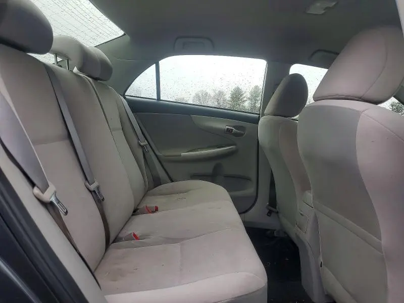 2011 TOYOTA COROLLA LE  
