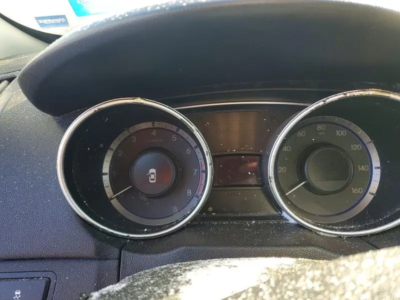 2011 HYUNDAI SONATA SE  