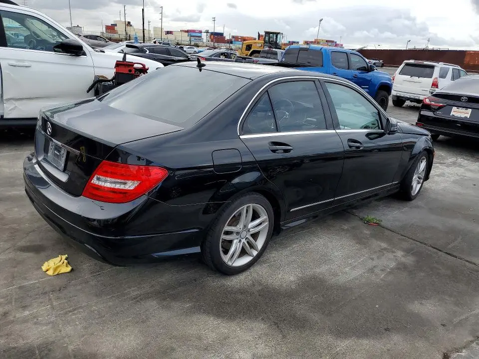 2013 MERCEDES-BENZ C 250  