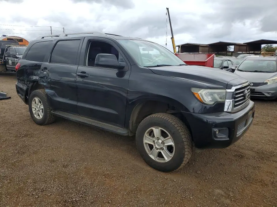 2018 TOYOTA SEQUOIA SR5  