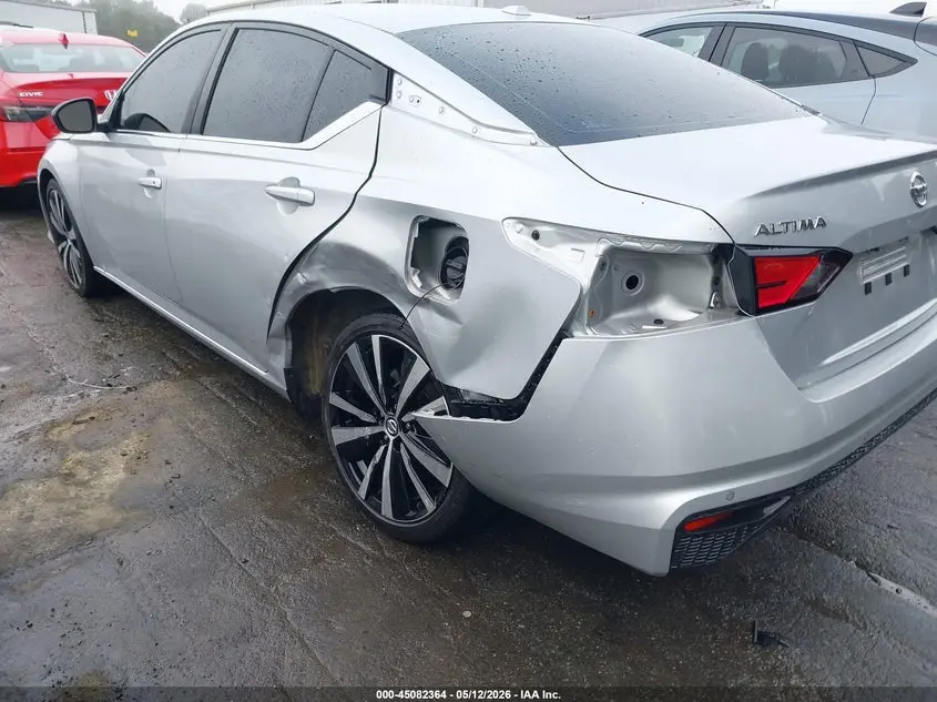2022 NISSAN ALTIMA SR FWD