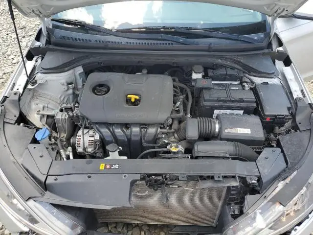 2019 HYUNDAI ELANTRA SE  