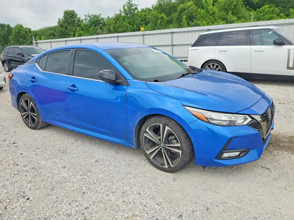 2022 NISSAN SENTRA SR  