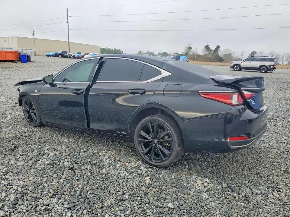 2022 LEXUS ES 300H BASE  