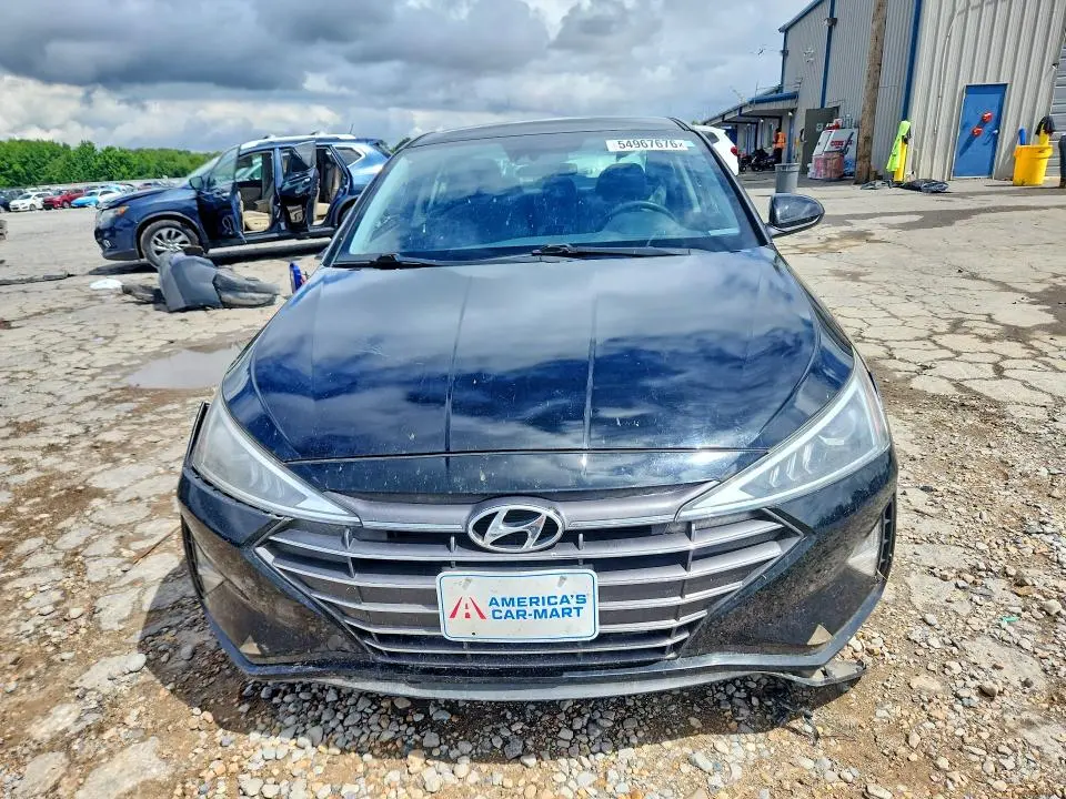 2019 HYUNDAI ELANTRA SEL  