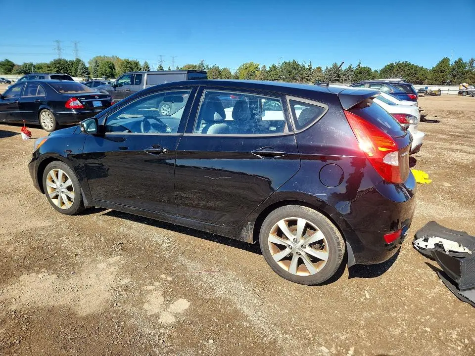 2013 HYUNDAI ACCENT SE  