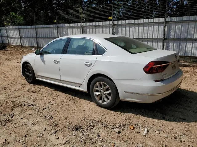 2017 VOLKSWAGEN PASSAT S  