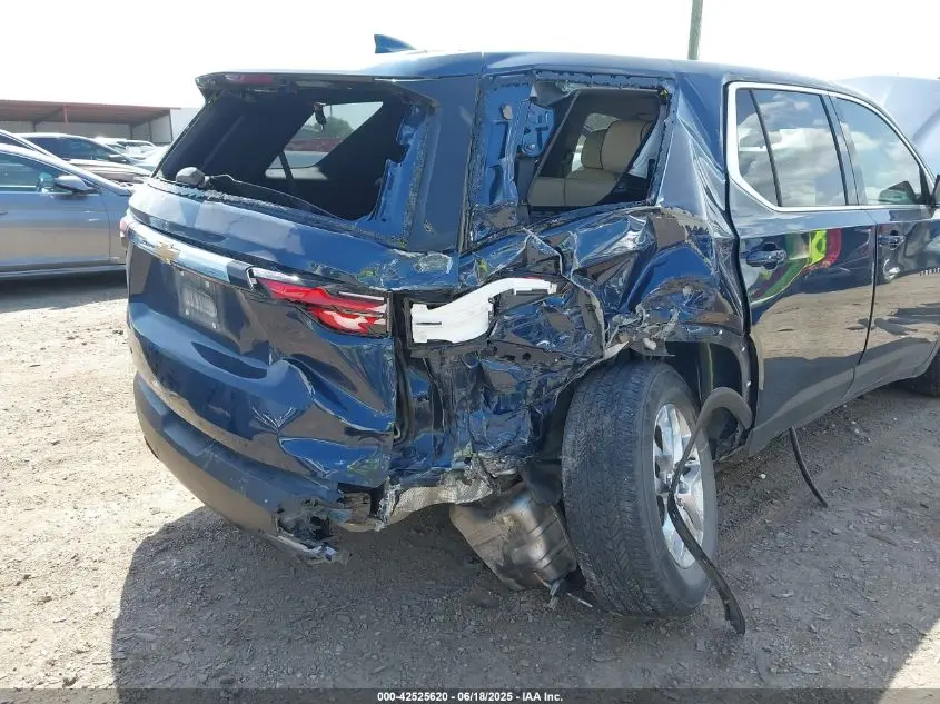 2023 CHEVROLET TRAVERSE FWD LS