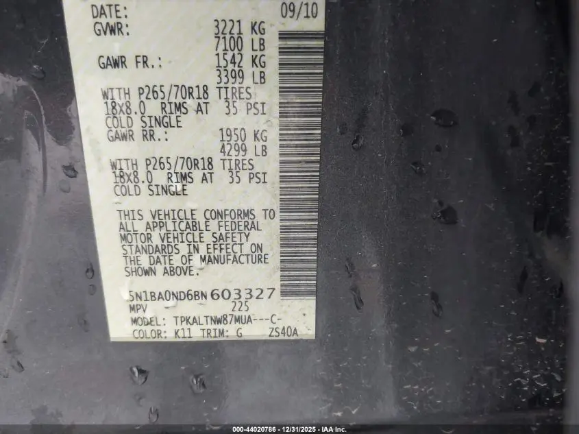 2011 NISSAN ARMADA SV