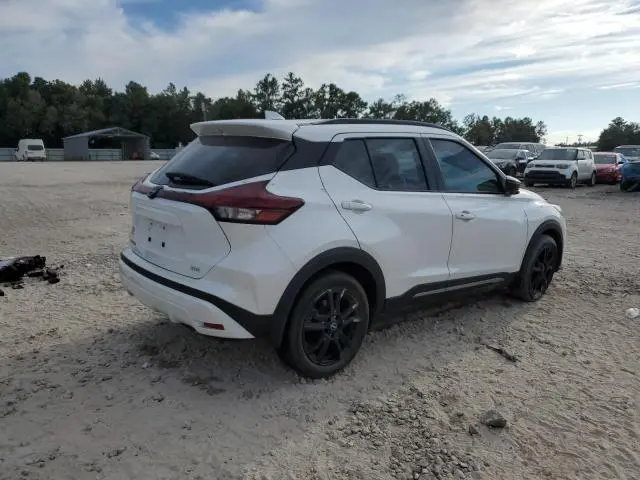 2023 NISSAN KICKS SR  
