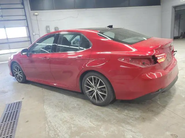 2023 TOYOTA CAMRY XLE  