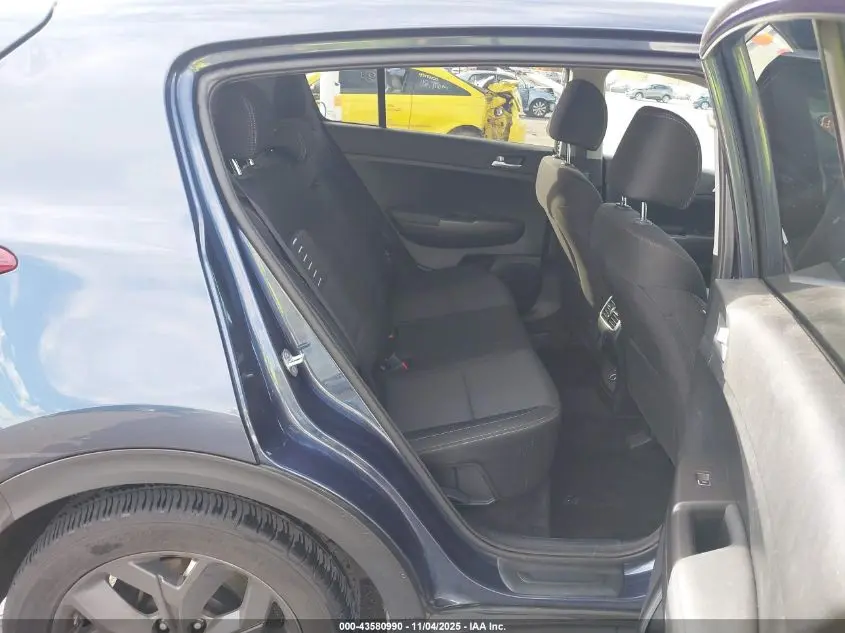 2022 KIA SPORTAGE LX