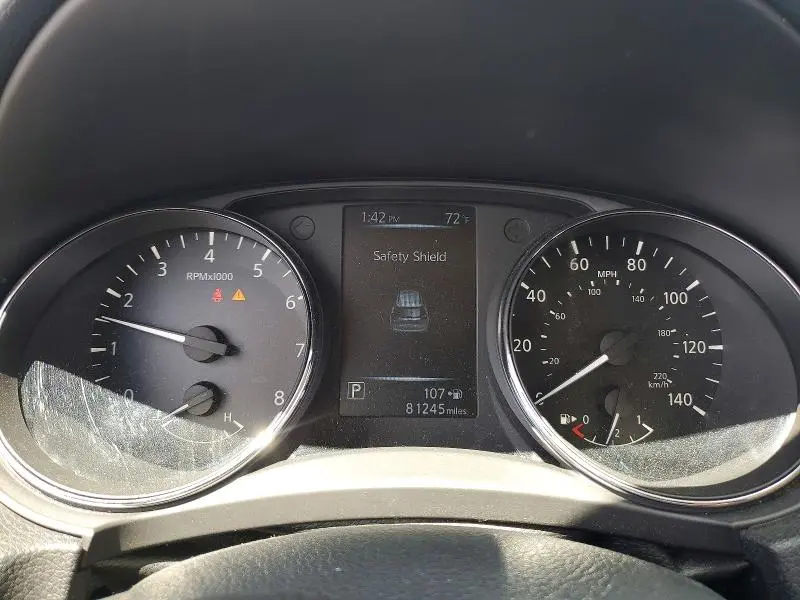 2017 NISSAN ROGUE SL  