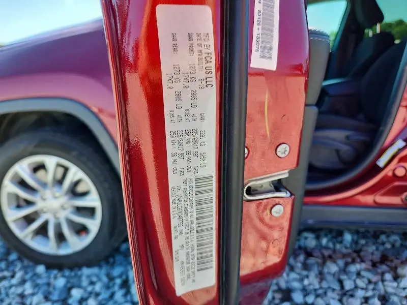 2019 JEEP CHEROKEE LATITUDE  
