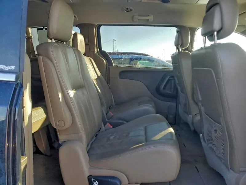 2014 CHRYSLER TOWN & COUNTRY TOURING L  