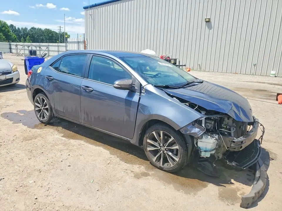 2018 TOYOTA COROLLA SE  