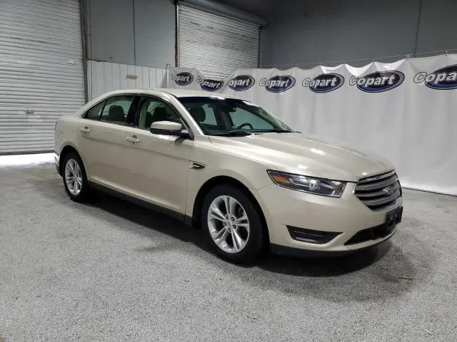 2017 FORD TAURUS SEL  