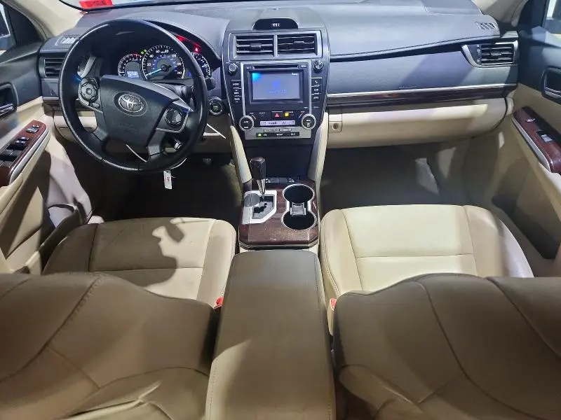 2012 TOYOTA CAMRY XLE  