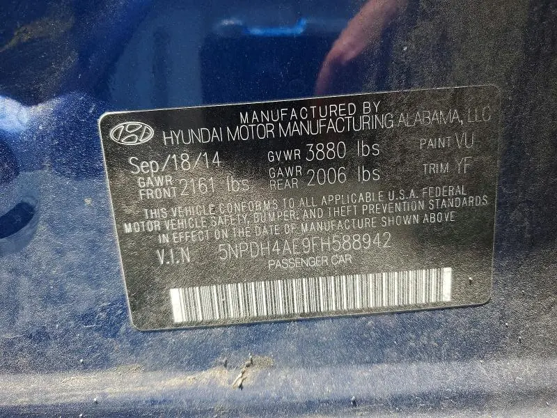 2015 HYUNDAI ELANTRA SE  
