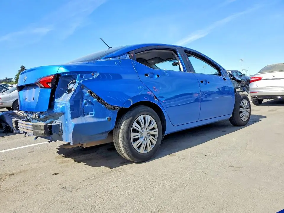2020 NISSAN VERSA S  