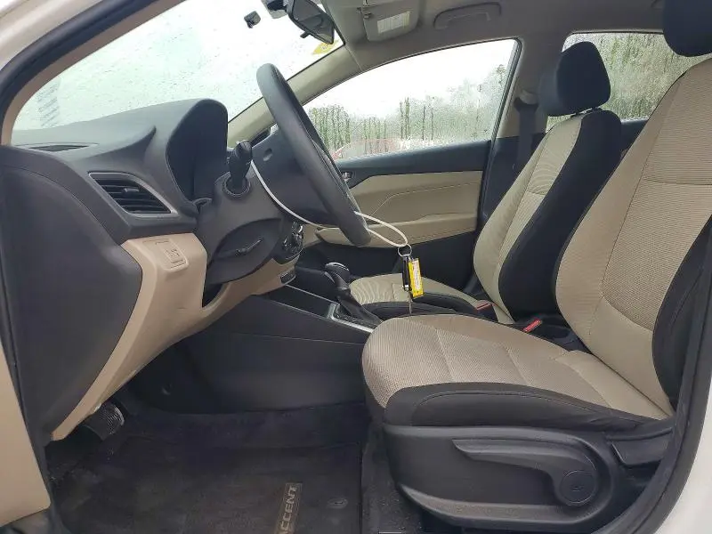 2022 HYUNDAI ACCENT SE  