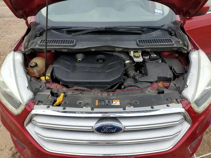 2017 FORD ESCAPE SE  