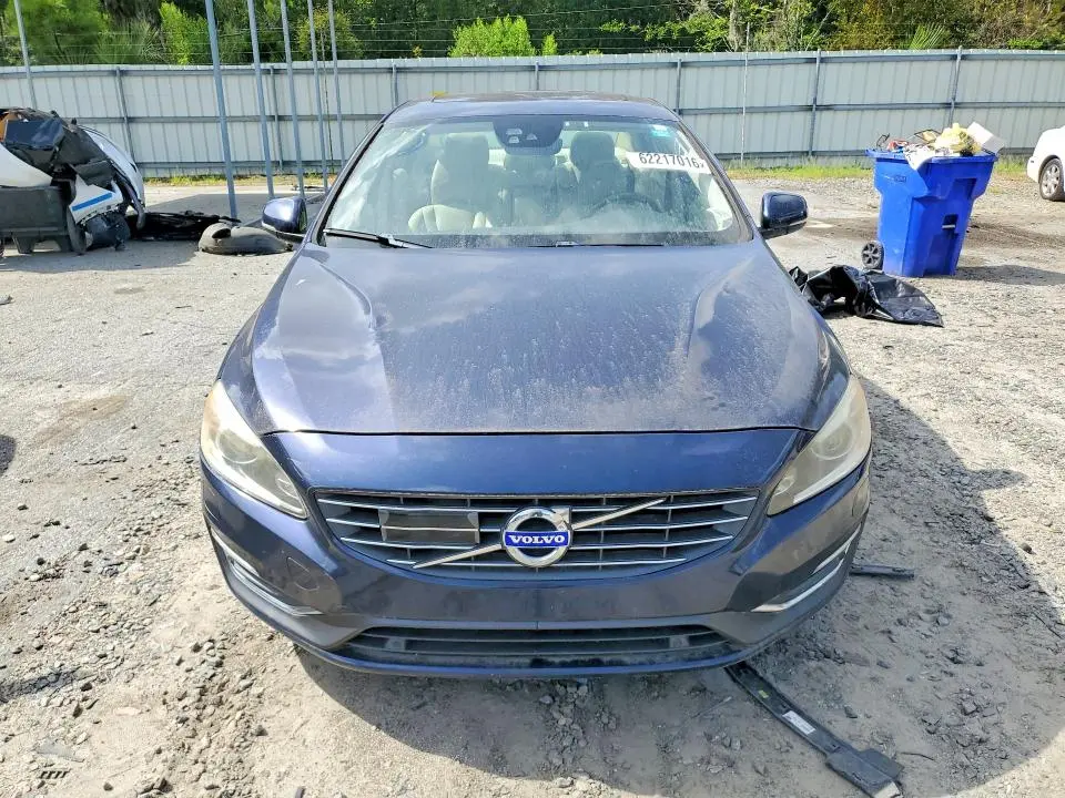 2015 VOLVO S60 PLATINUM  