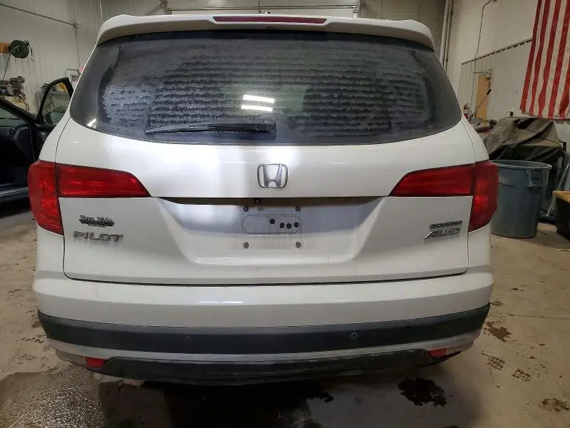 2016 HONDA PILOT TOURING  